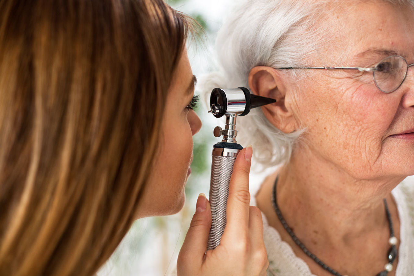 Otoscope ear examination